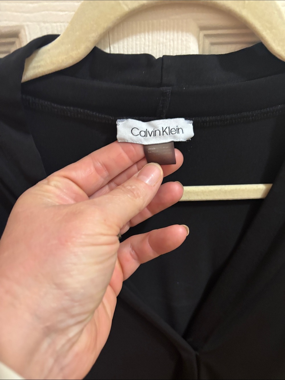Calvin Klein Black Women's V-Neck Tunic Top